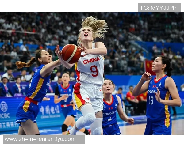 中国女篮热身赛接连对阵强敌展示集训成果提升竞技状态